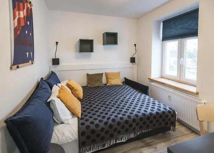 Bearsleys Knights Apartments